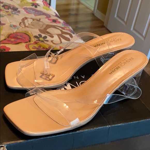 Shoes - tipping the glass mid heels